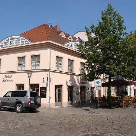 Altstadt 호텔 3*